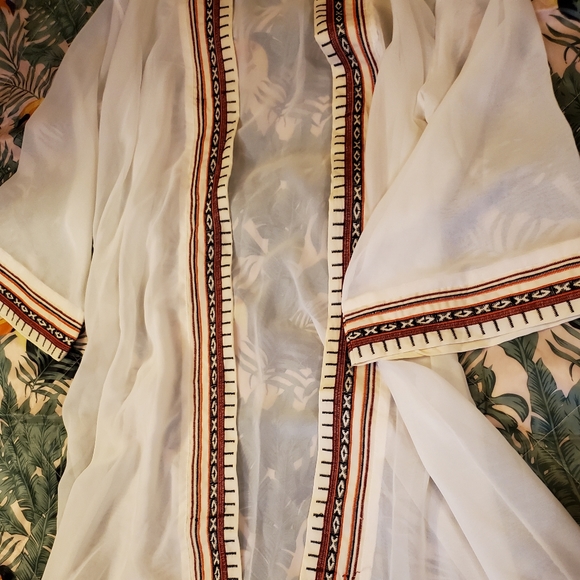 Long Coverup - Picture 3 of 3